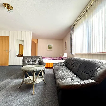 Midway Weser Hotel